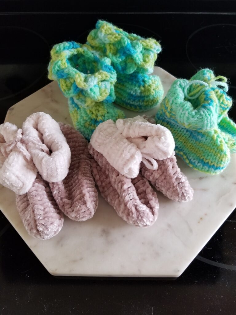 Baby Ugg Booties 003 (6 Months) $5.00